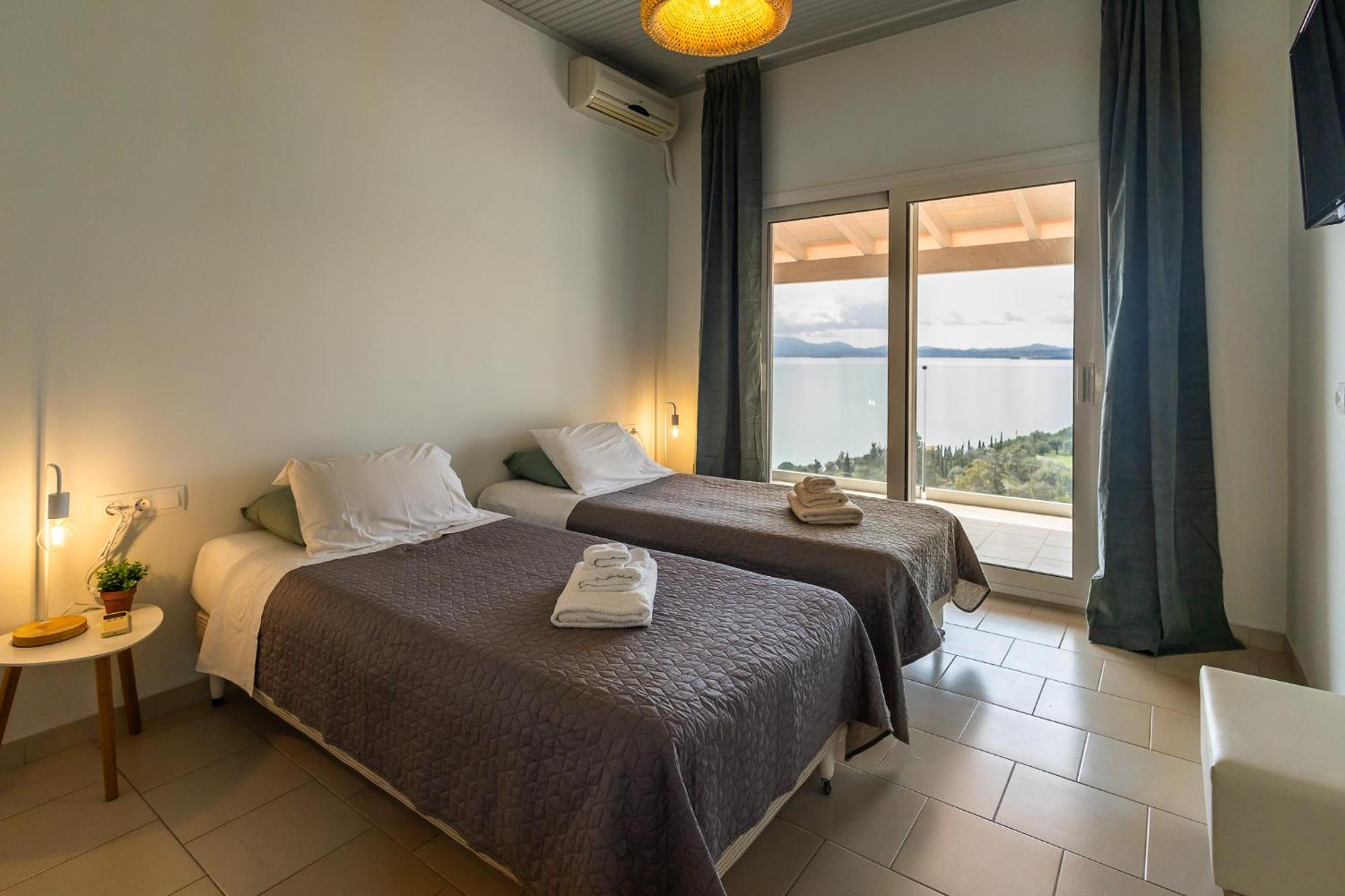 Vallia's Seaview & Stylish By Konnect, Nisaki Apartament